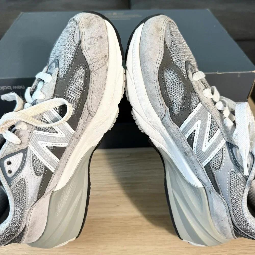 New Balance 990v6 USA Grey & White Suede Leather Shoes Women’s Size 6.5